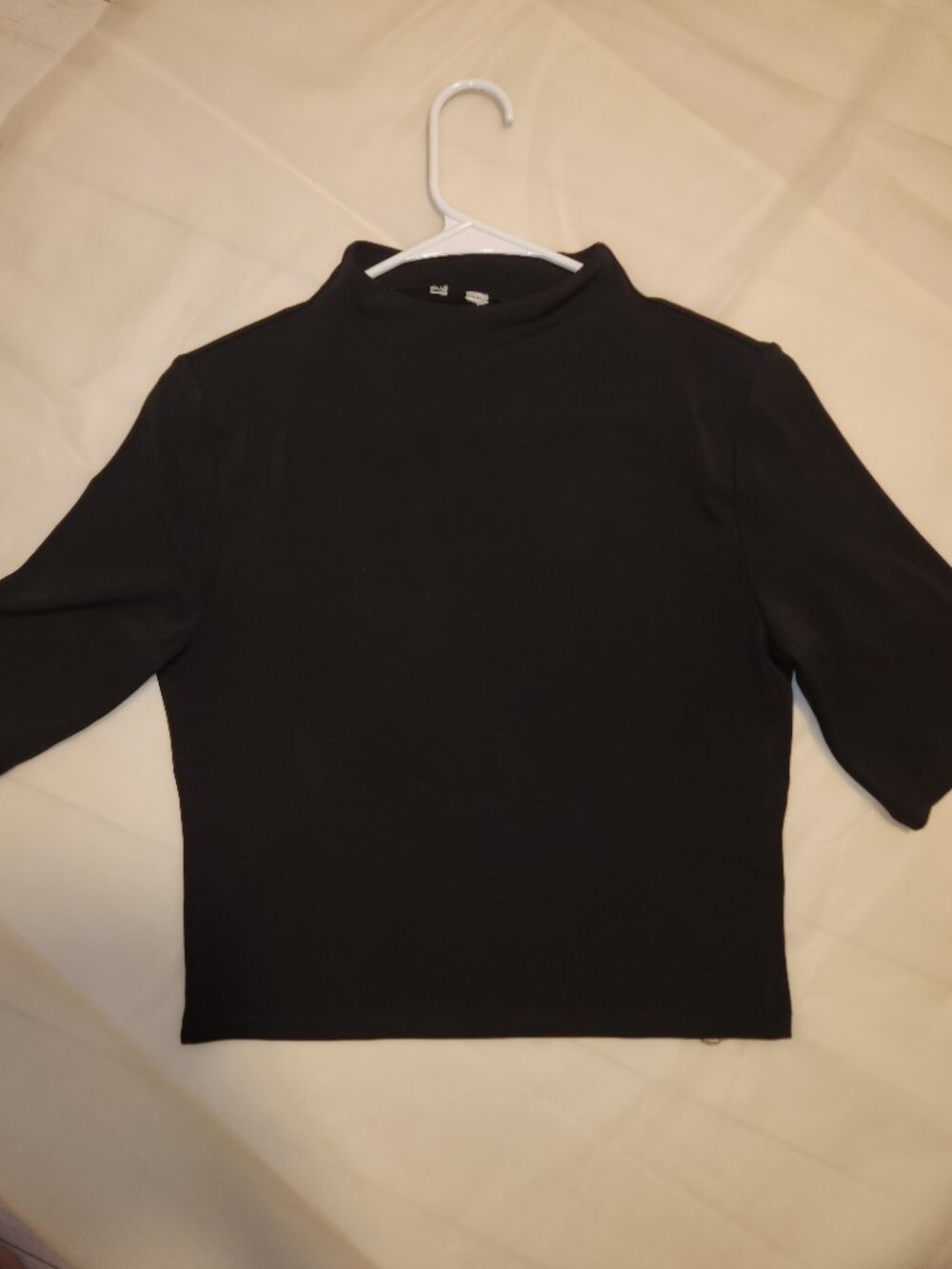 Women's Black Mock Turtleneck Cropped Top – Size Medium